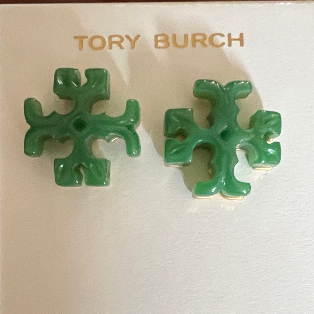 Tory Burch Roxanne Azure Jade
Green Large Stud Earrings size .625”
